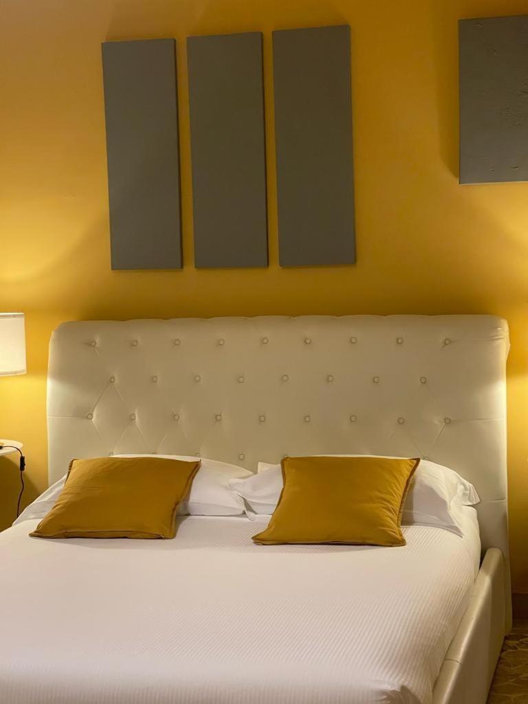 בולוניה Central Suite Bed&Breakfast מראה חיצוני תמונה