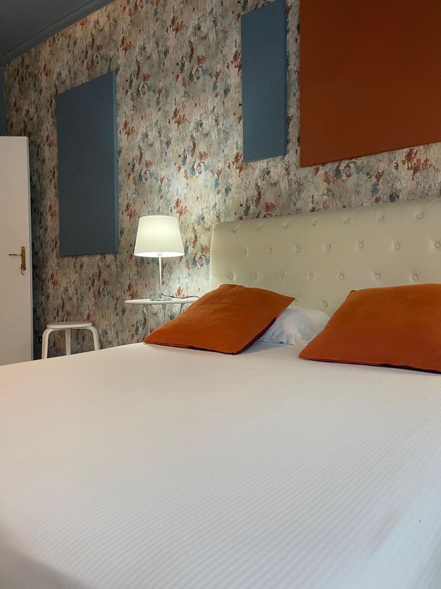 בולוניה Central Suite Bed&Breakfast חדר תמונה