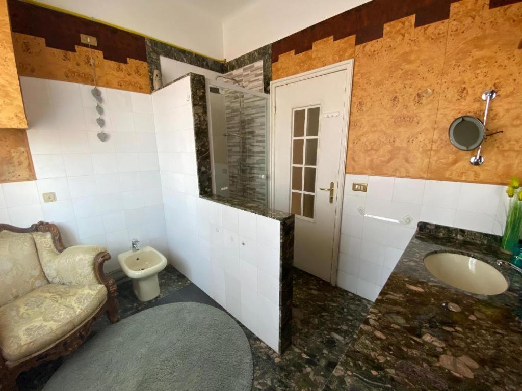 בולוניה Central Suite Bed&Breakfast חדר תמונה